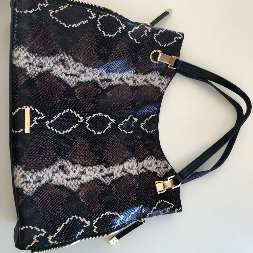 Vince Camuto hobo bag “emely”